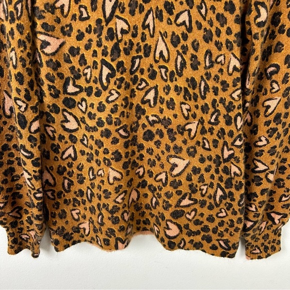 Karl Lagerfeld Animal Heart print mock neck fuzzy sweater size: XS - Picture 4 of 11